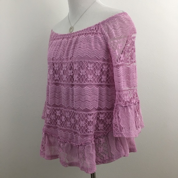 Pink Lace Bell Sleeve Off the Shoulder top - Picture 4 of 7